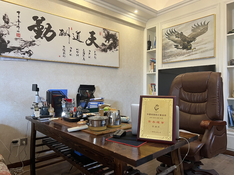 吉州区取证公司解析婚内出轨对家庭的影响